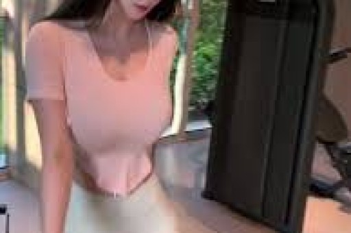 不到24小时娱乐圈又出三大八卦顶流小花、男星带女儿见情人